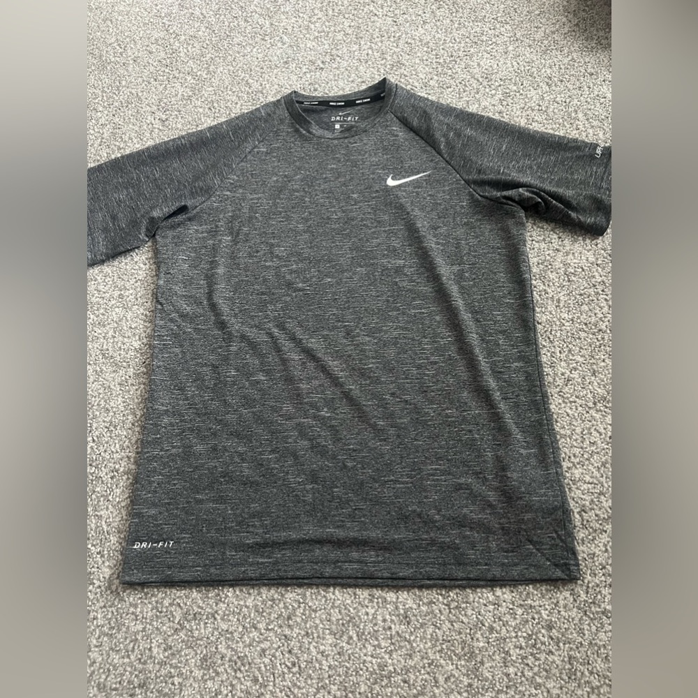 Men’s Nike Tee